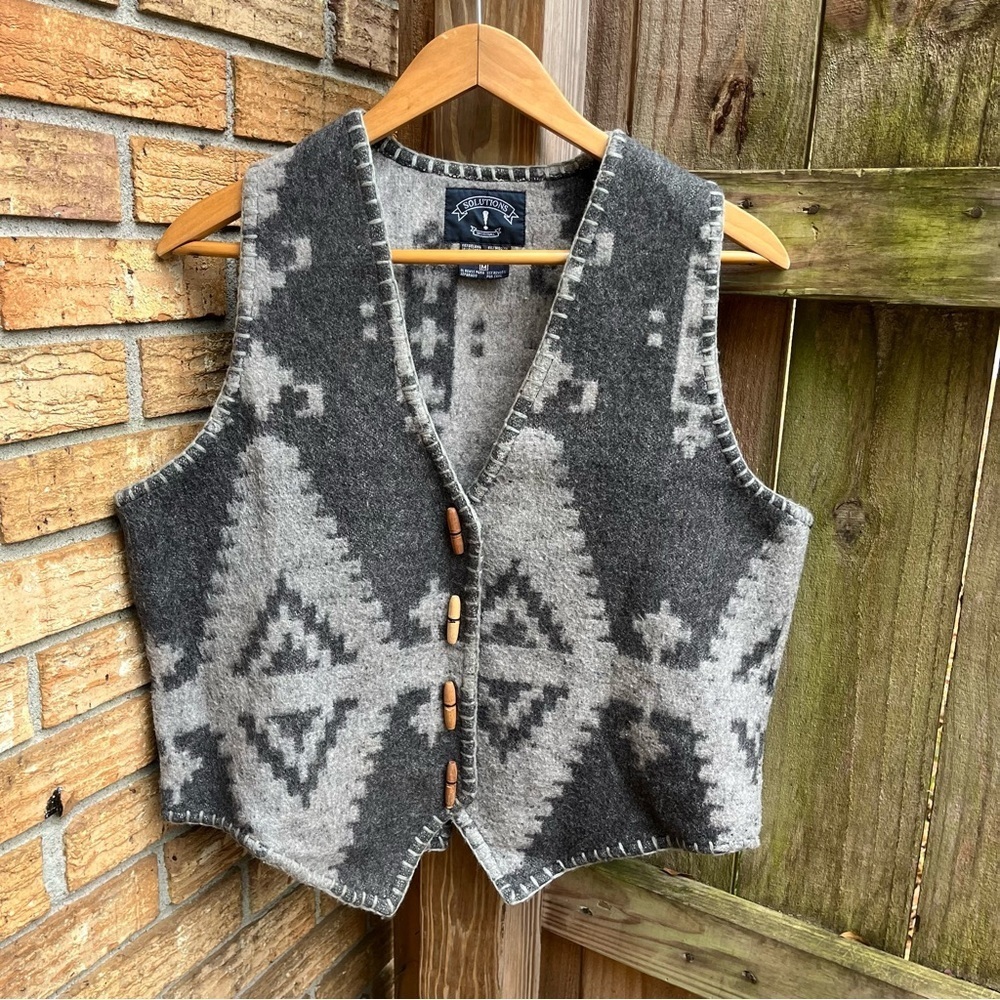Vintage 90s Women’s Solutions Wool Blanket Gray V-Neck Sweater Vest